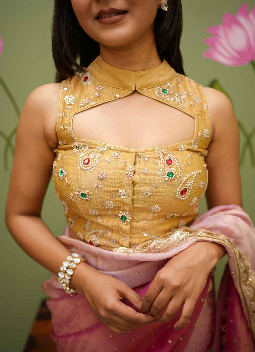 Women's Crushed tissue Golden Saree Blouse With Sleeves