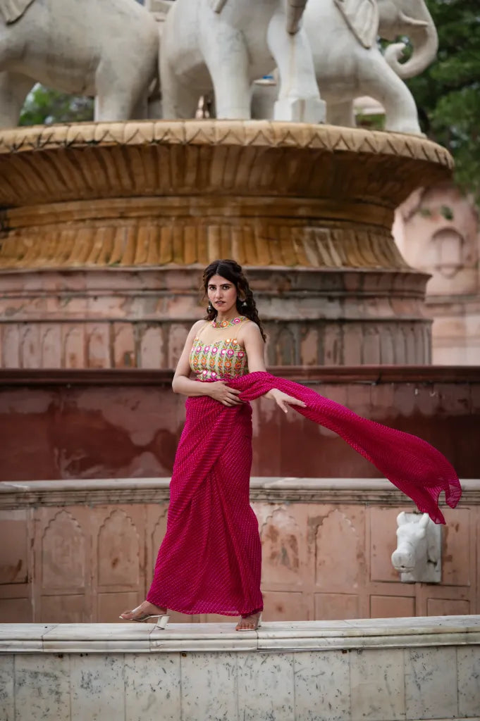 Women’s Band Collar Sleeveless Net Saree Blouse