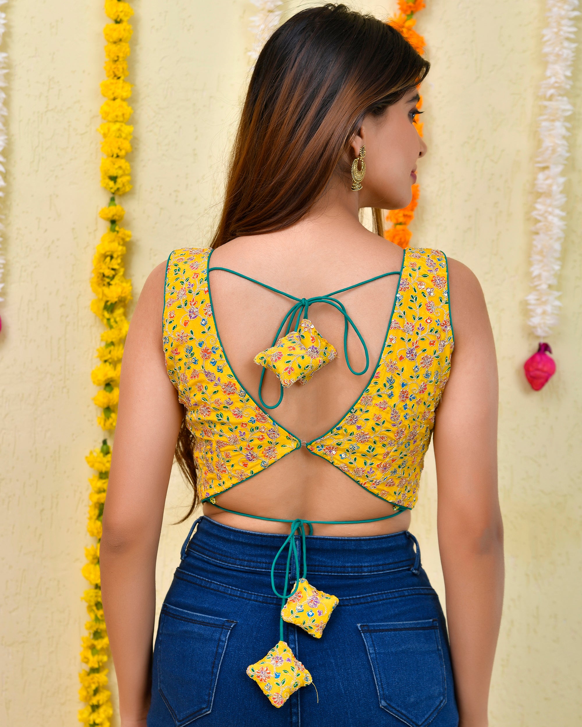Floral Position Print Sleeveless Padded Yellow Blouse