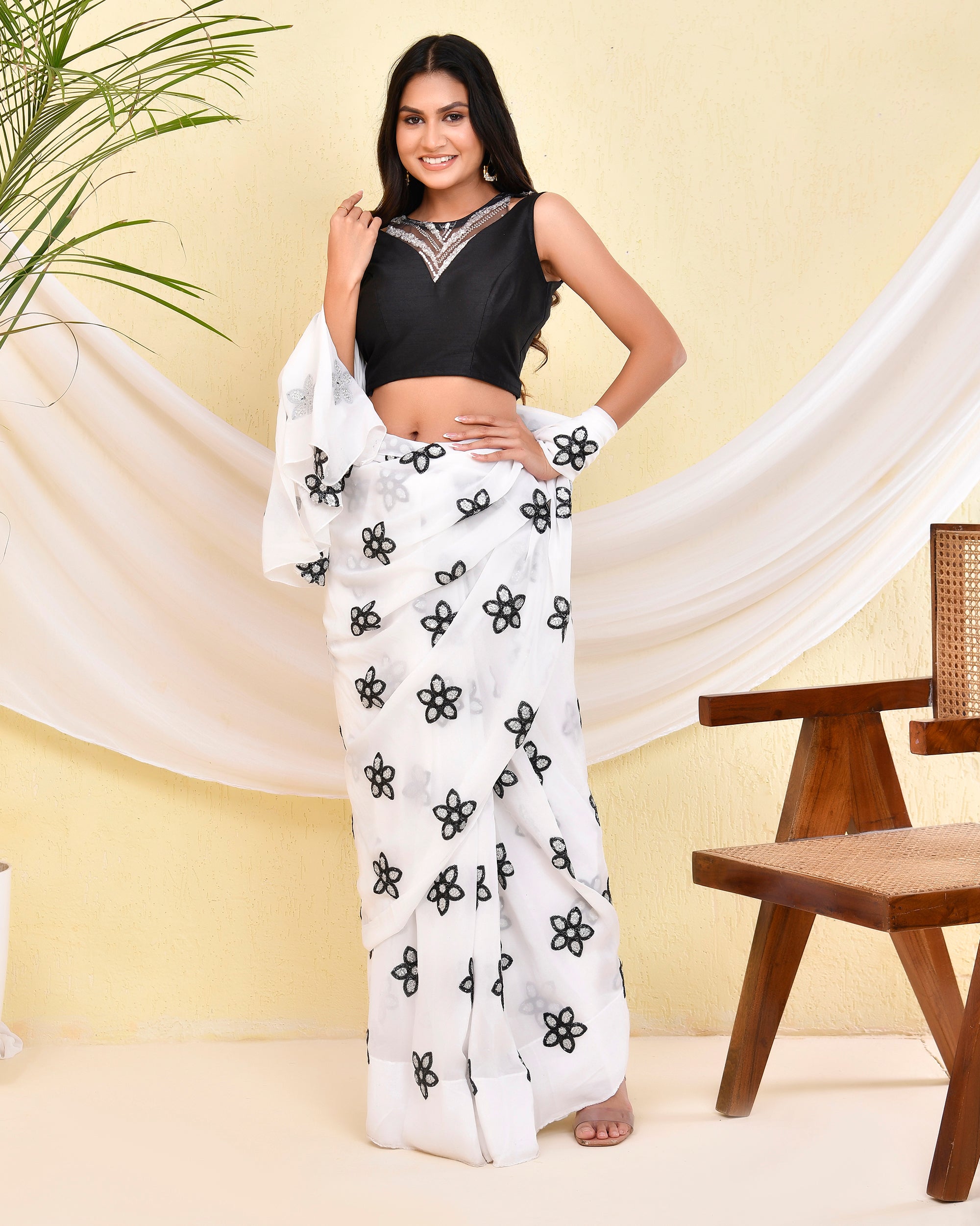 Net Neck Black Sleeveless Padded Blouse