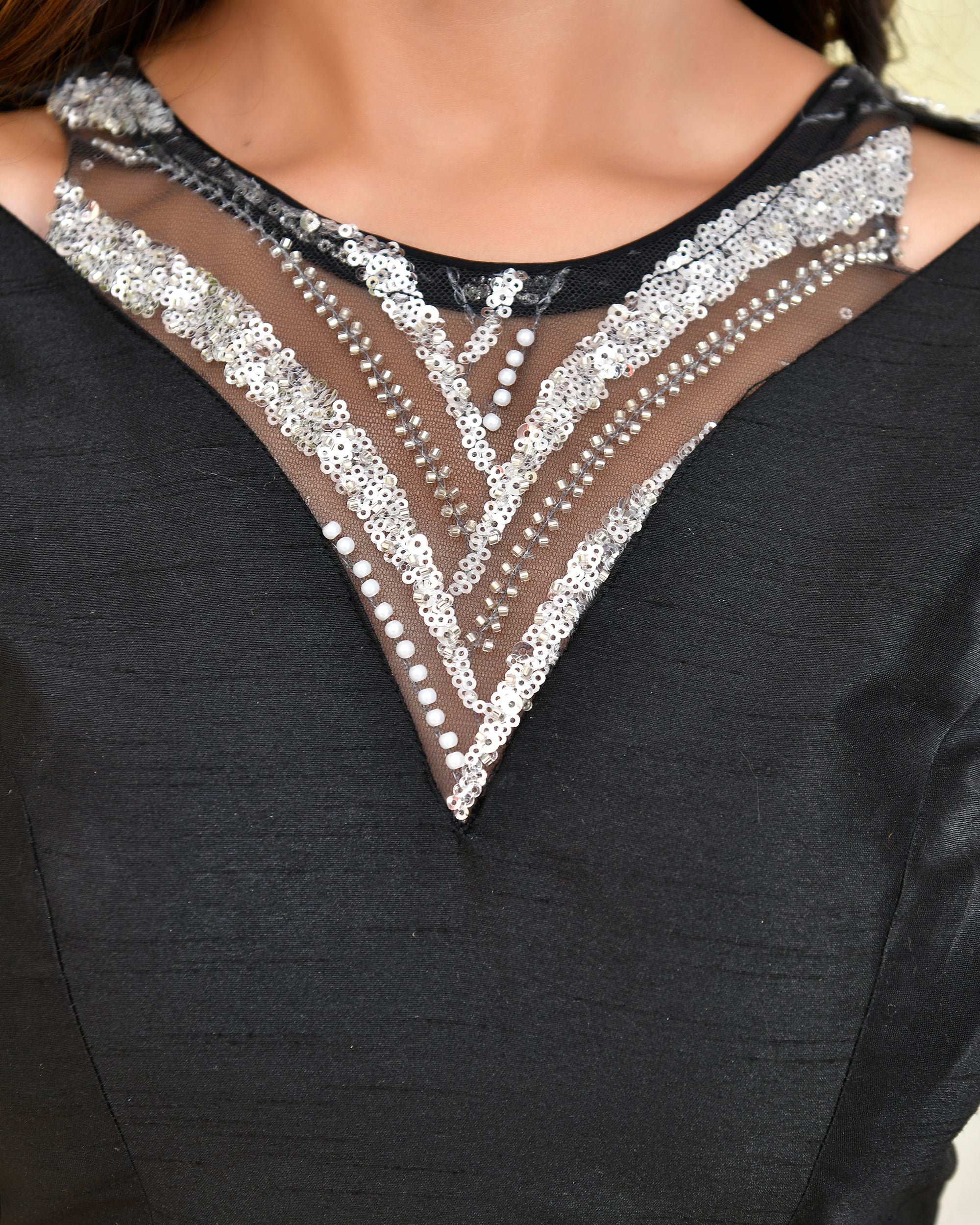 Net Neck Black Sleeveless Padded Blouse
