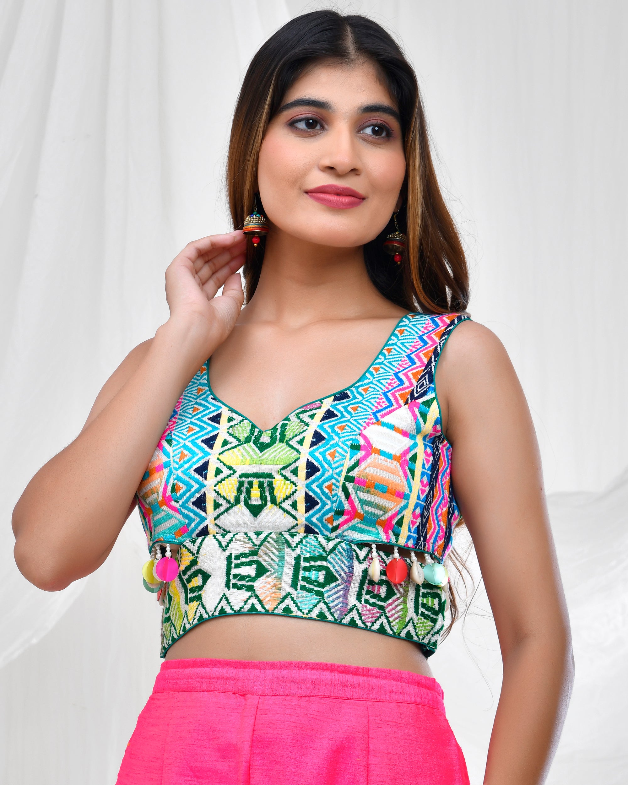 Vibrant Geometric Print Jacquard Sleeveless Padded Blouse for Women