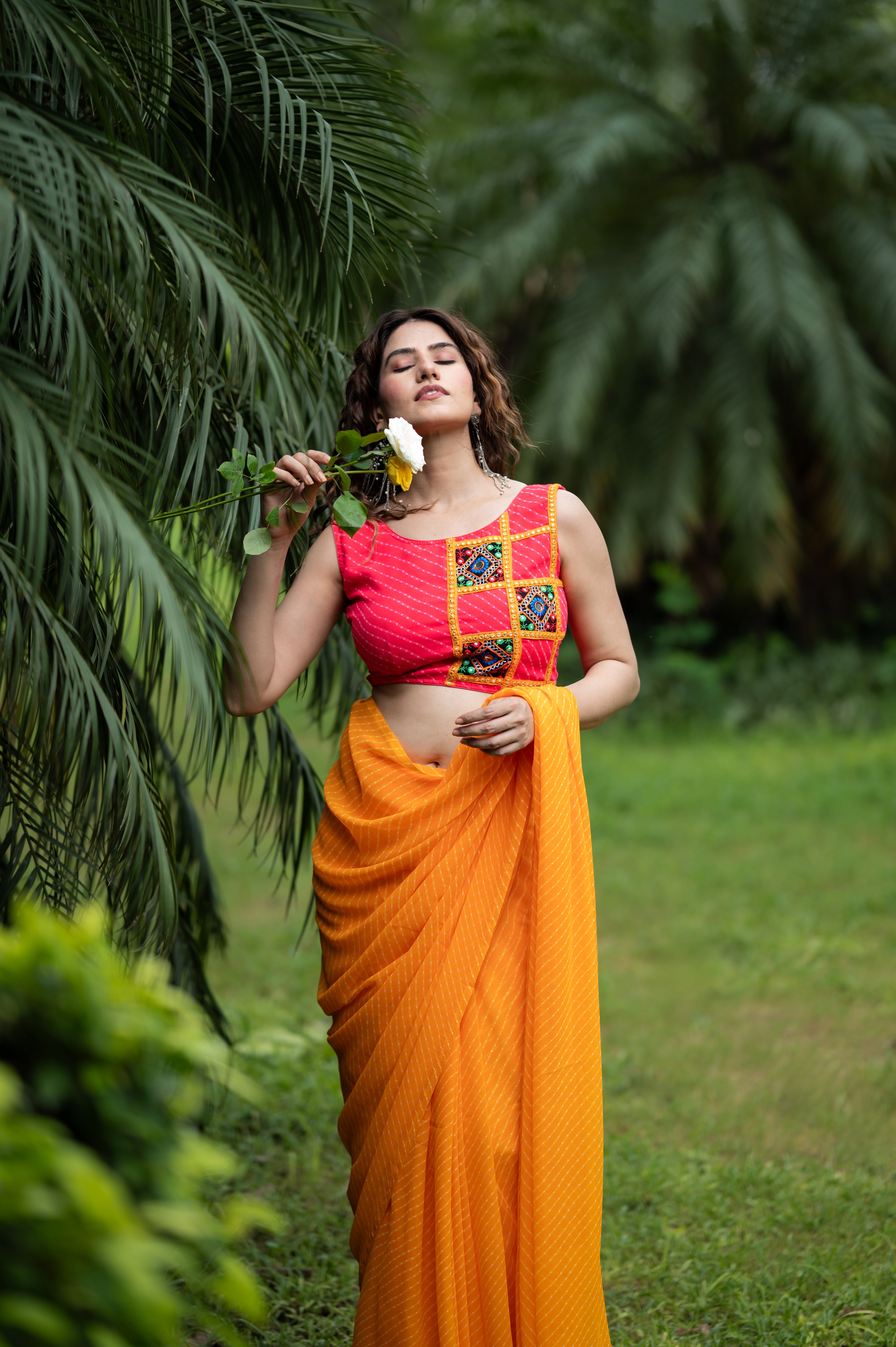 Lehriya Embroidered Sleeveless Saree Blouse