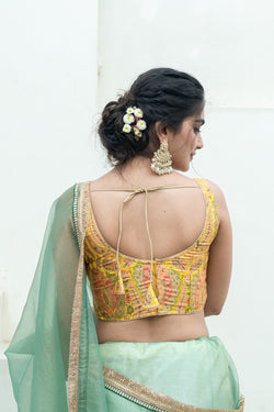 Woven Designed Kashi Banarsi Scoop Neck Padded Saree Blouse
