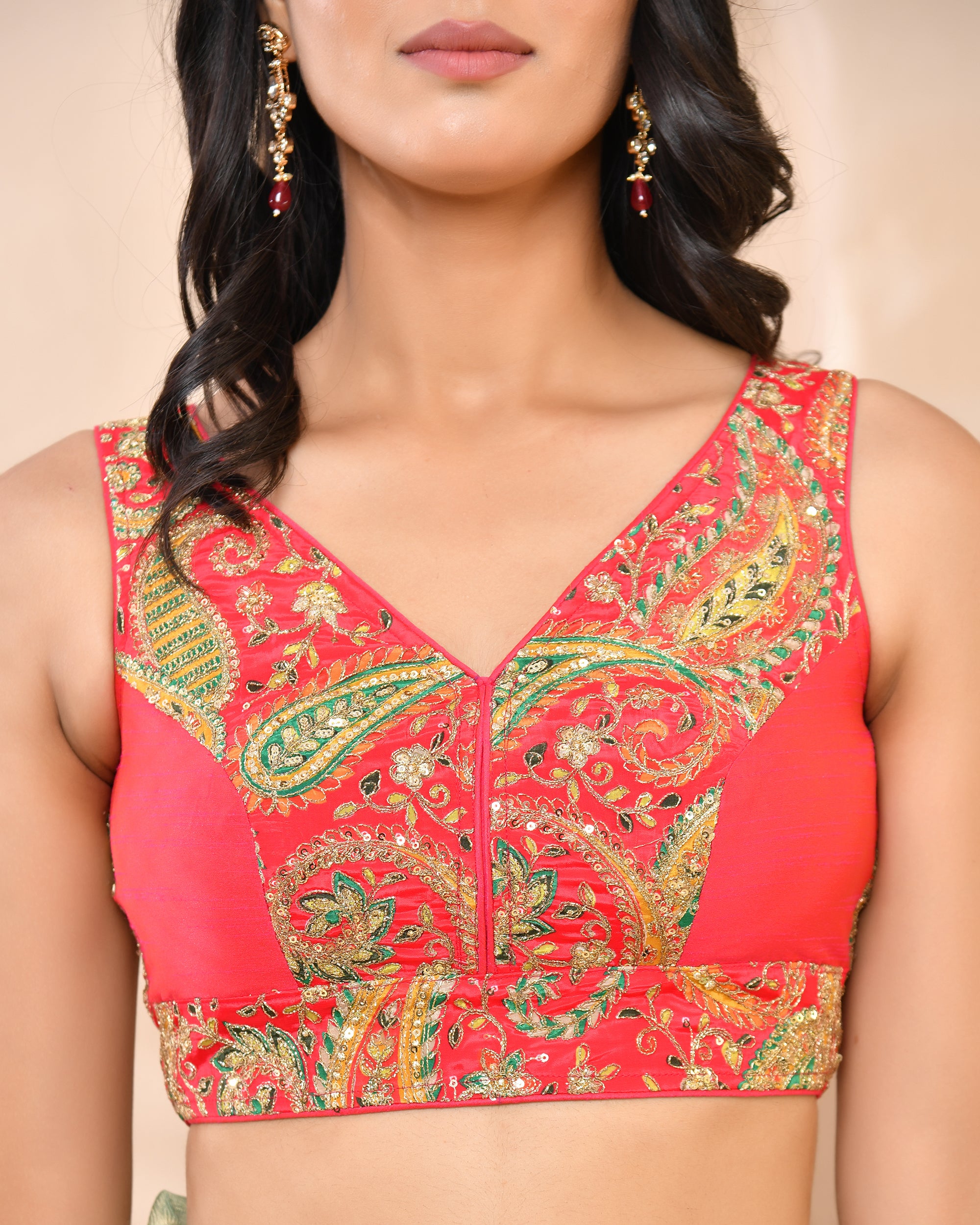 Embroidery Paisley Zari V Neck Padded Saree Blouse