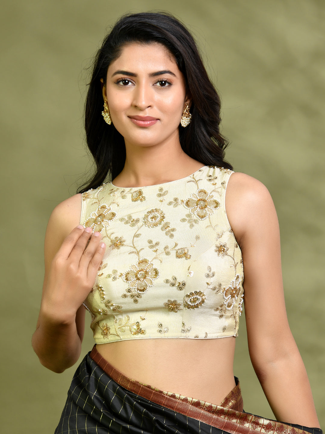 Floral Cutdana Embellished with Scallop Back Padded Saree Blouse